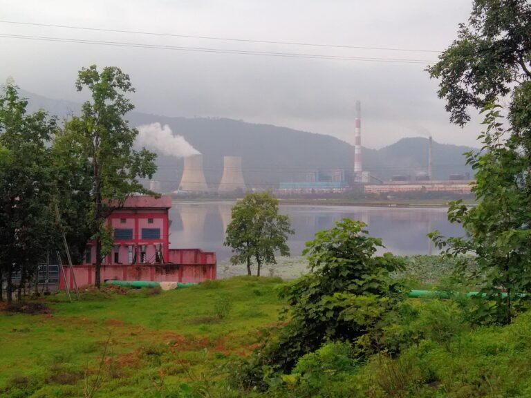 मध्य प्रदेश में 800 मेगावाट बिजली की कमी, ग्रामीण इलाकों में बिना सूचना कटौती