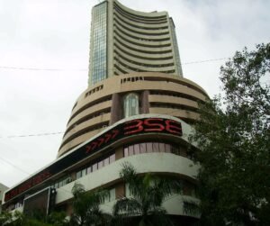 Sensex Ends 252 Points Lower, Nifty at 22,623, as Crude Oil and Foreign Selling Weigh