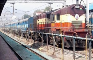 Cabinet Approves 78-Day Bonus for Railway Staff and Five-Year Extension of Social Assistance Scheme