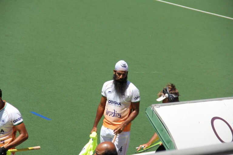 India beat Malaysia 5-1 to retain Asian Games hockey gold and book Olympic berth