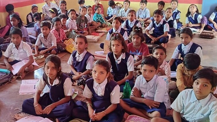 Satna: Block Education Officer Suspended Over ₹6.34 Lakh Salary Fraud