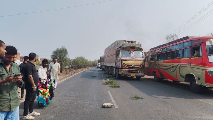 Pithampur: Three Students Killed When Trolley Hits Bike Near Mahendra Bridge