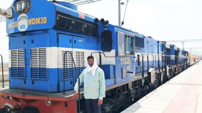 Bundelkhand Greets New Train With Folk Songs as Nagod–Devendranagar Service Begins
