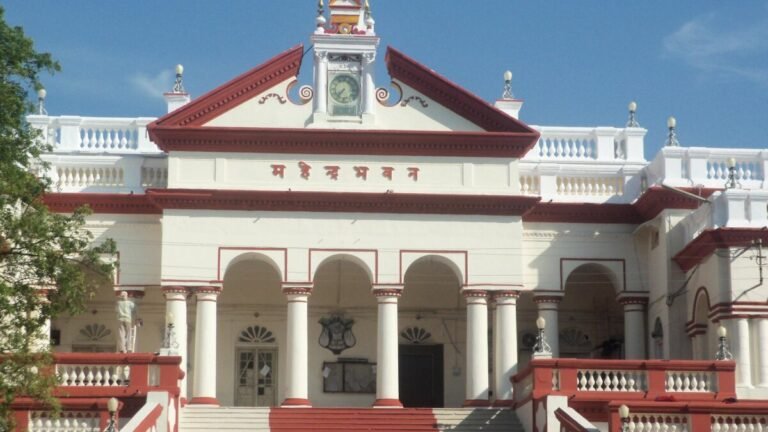Before Clocks and Phones, Panna’s Prannath Temple Bell Told the Time
