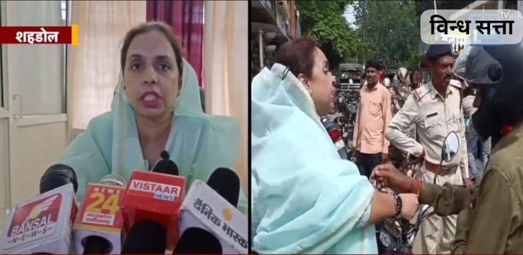 आरटीओ अधिकारी अनपा खान ने 500 रुपये का चालान काटने के बाद पहनाया हेलमेट