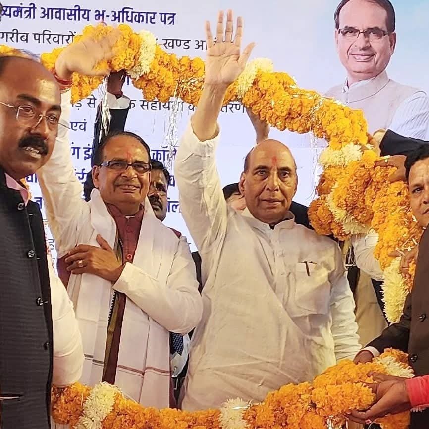 Photo accompanying the piece on Shivraj Singh Chouhan and Madhya Pradesh politics