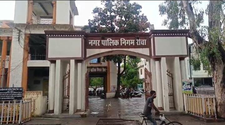 Photo accompanying the report: Rewa Municipal Corporation water supply disruption