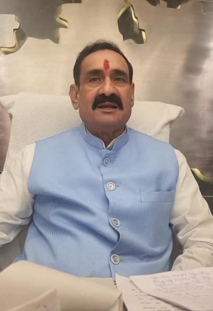 लाल किताब लेकर घूमने वाले राहुल जी की उन्हीं के मंत्री ने खोली पोल:डॉ नरोत्तम मिश्रा।