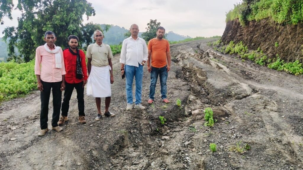 Villagers alleged Rs 25 lakh scam in Dhonga panchayat, Deosar, by showing old road as new