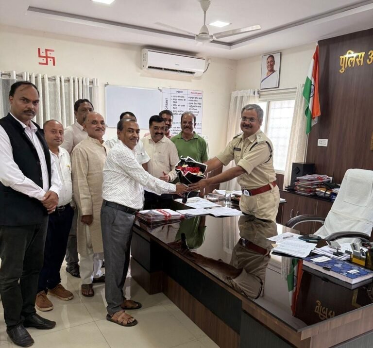 Shahdol police arrested Morena tractor thieves within 24 hours; traders honoured SP