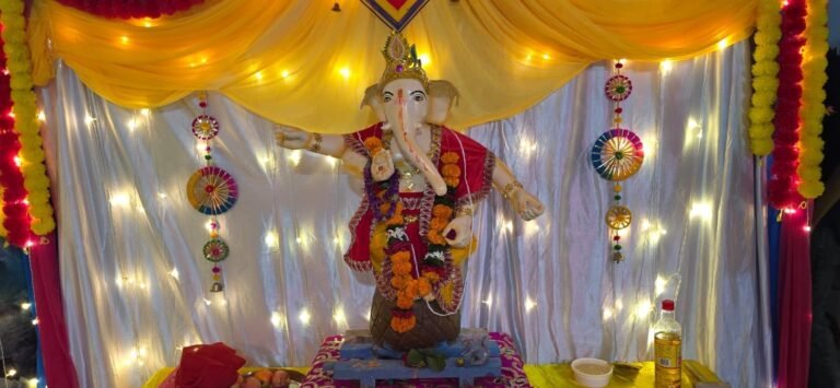 डे स्कॉलर फैमिली और लिटिल बैम्बिनोज स्कूल में गणेश उत्सव का आगाज;